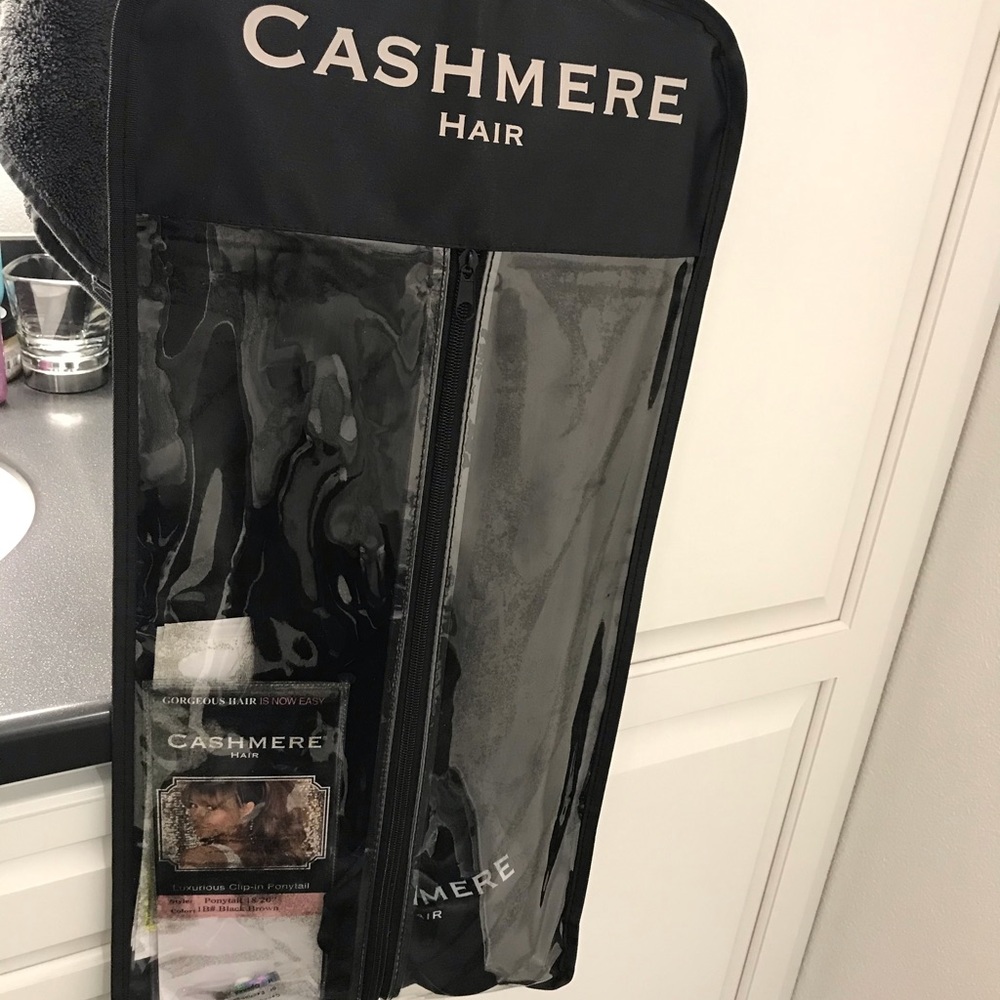 Cashmere 20” ponytail extension